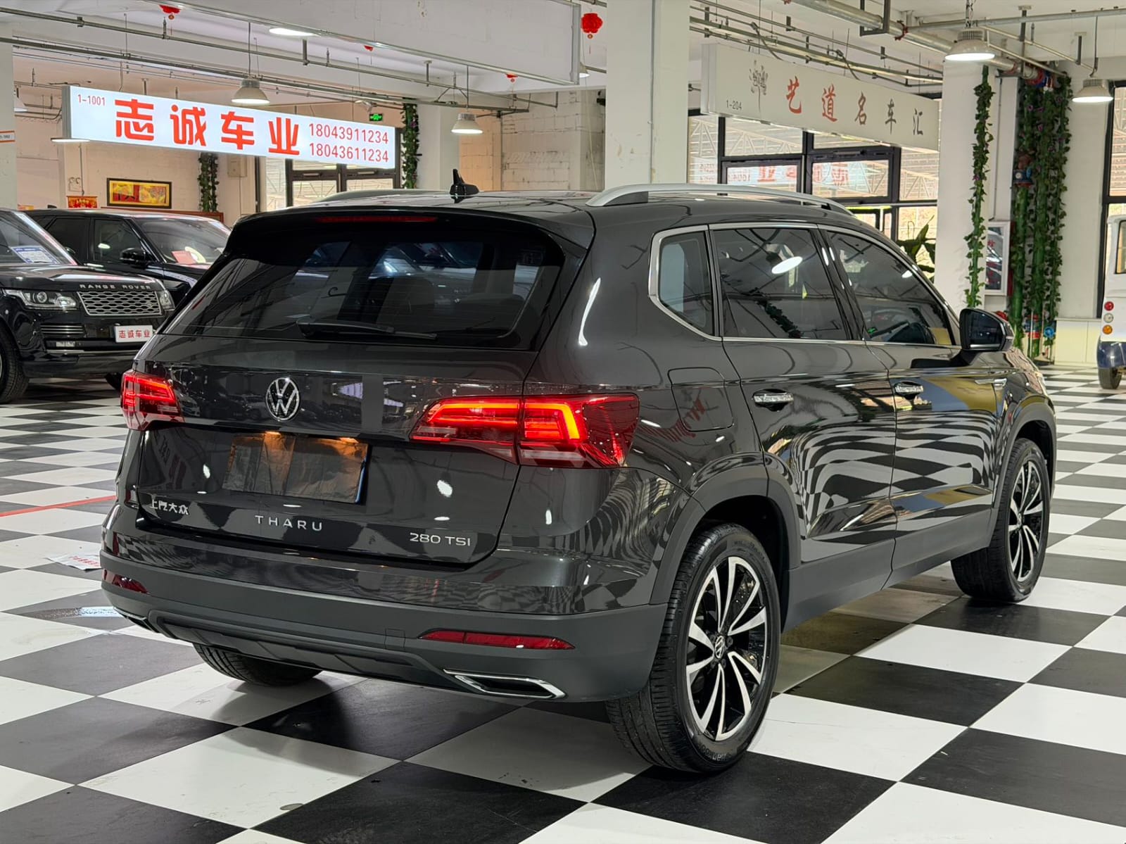 Volkswagen Tharu 280TSI Deluxe Edition