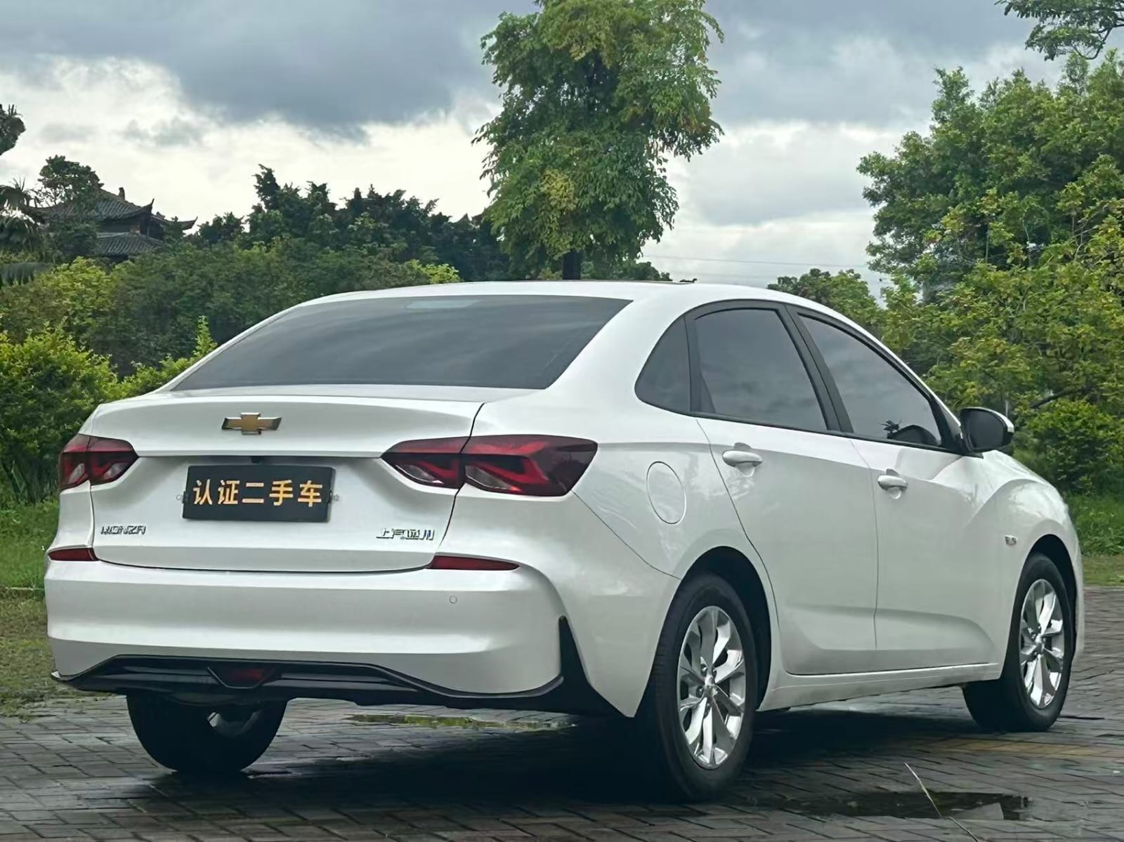 Chevrolet Monza (Cruze) 1.5L