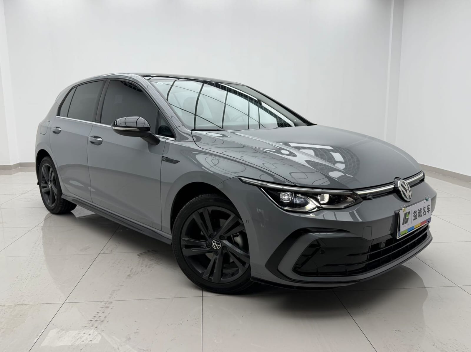 Volkswagen Golf 280TSI DSG R-Line