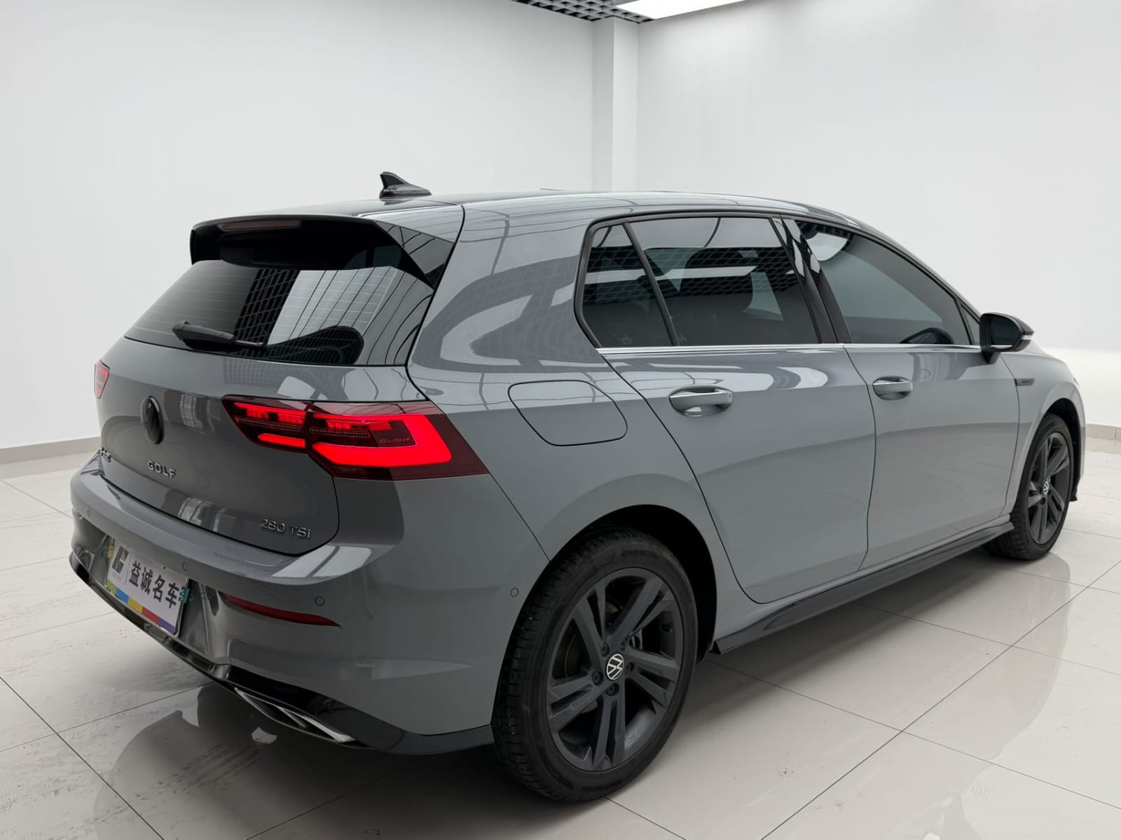 Volkswagen Golf 280TSI DSG R-Line