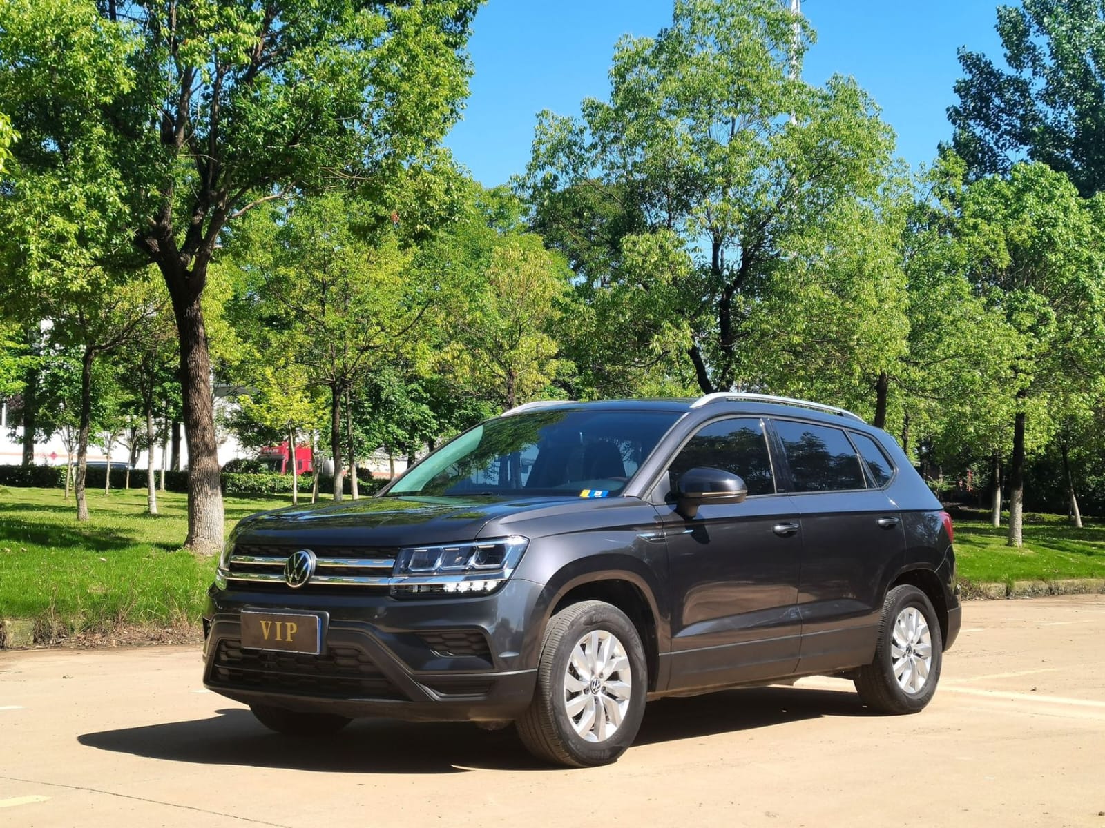 Volkswagen Tharu 280TSI
