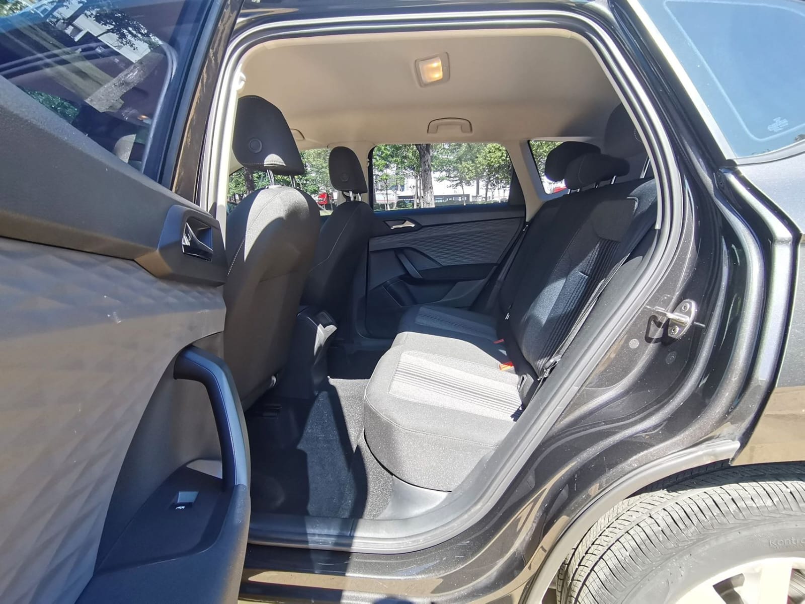 Volkswagen Tharu 280TSI