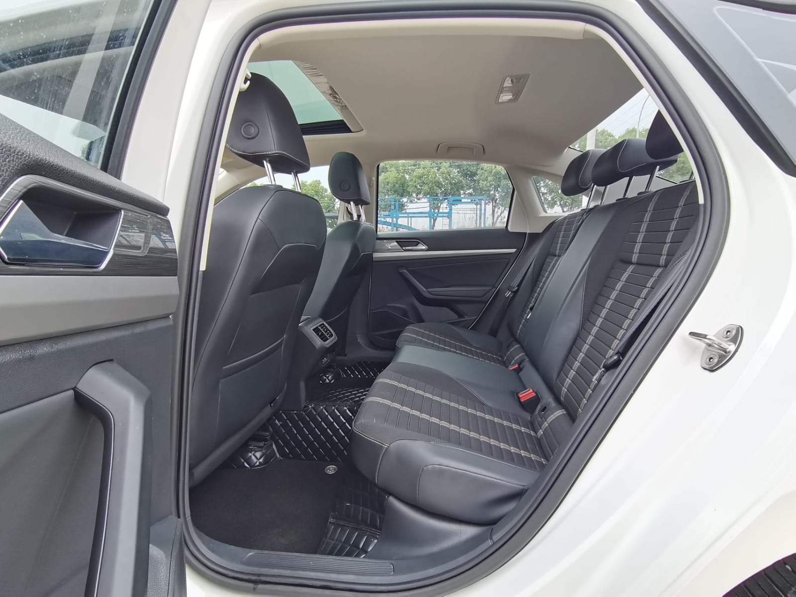Volkswagen Lavida 280TSI DSG Comfort Edition