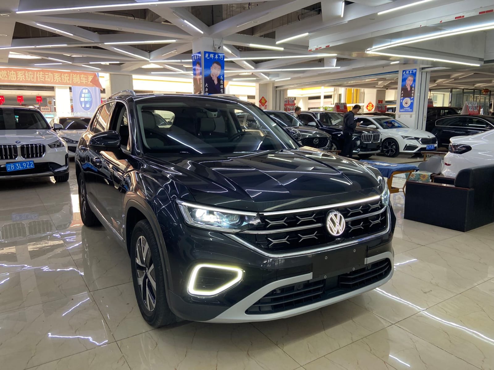 Volkswagen Tayron 1.4T 280TSI Deluxe PLUS Premium Edition