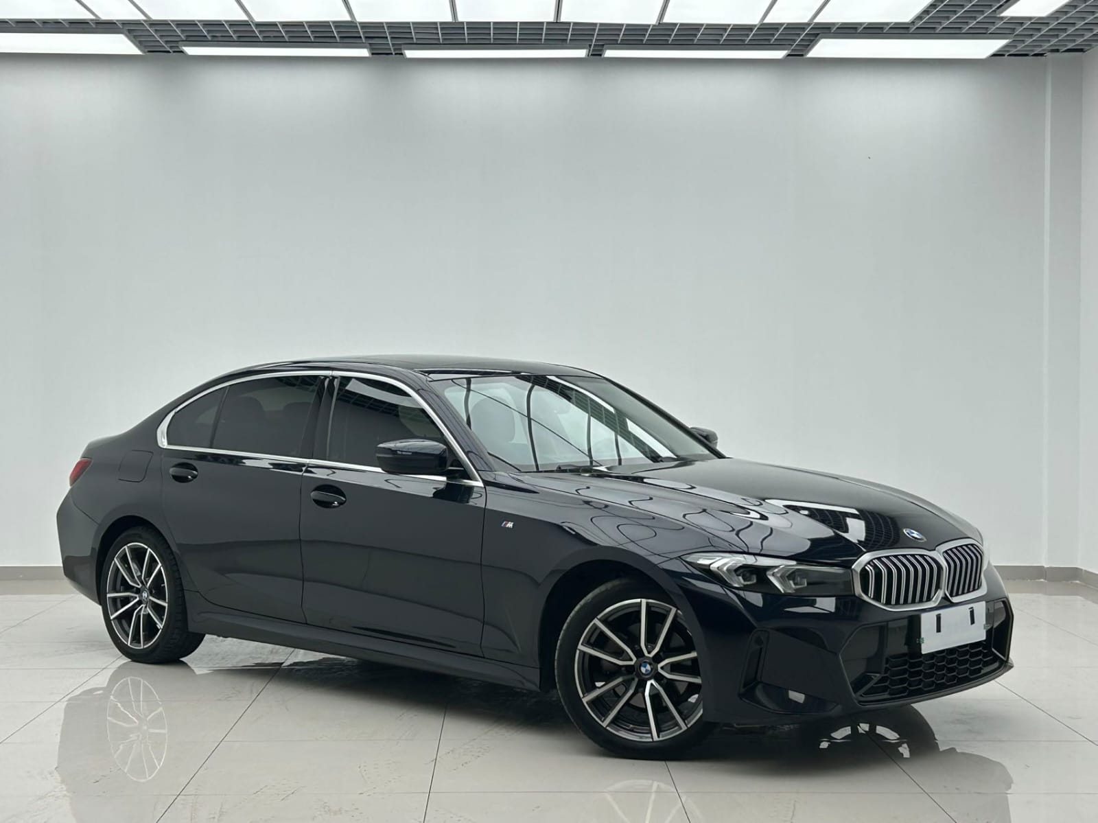BMW 3 Series 320Li M Sport Suite