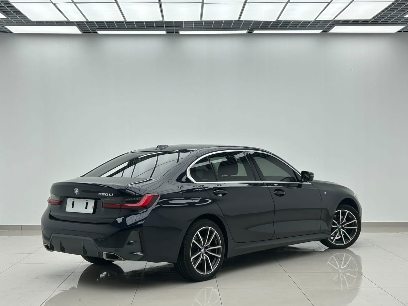 BMW 3 Series 320Li M Sport Suite