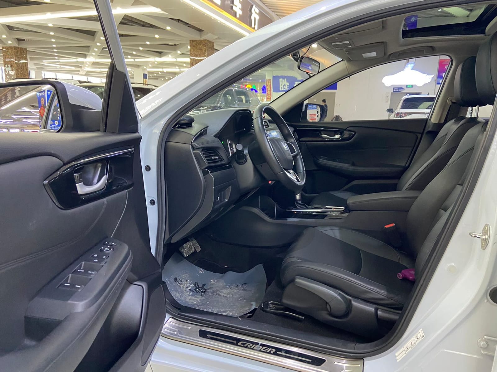 Honda Crider 1.0T 180Turbo CVT Deluxe Edition