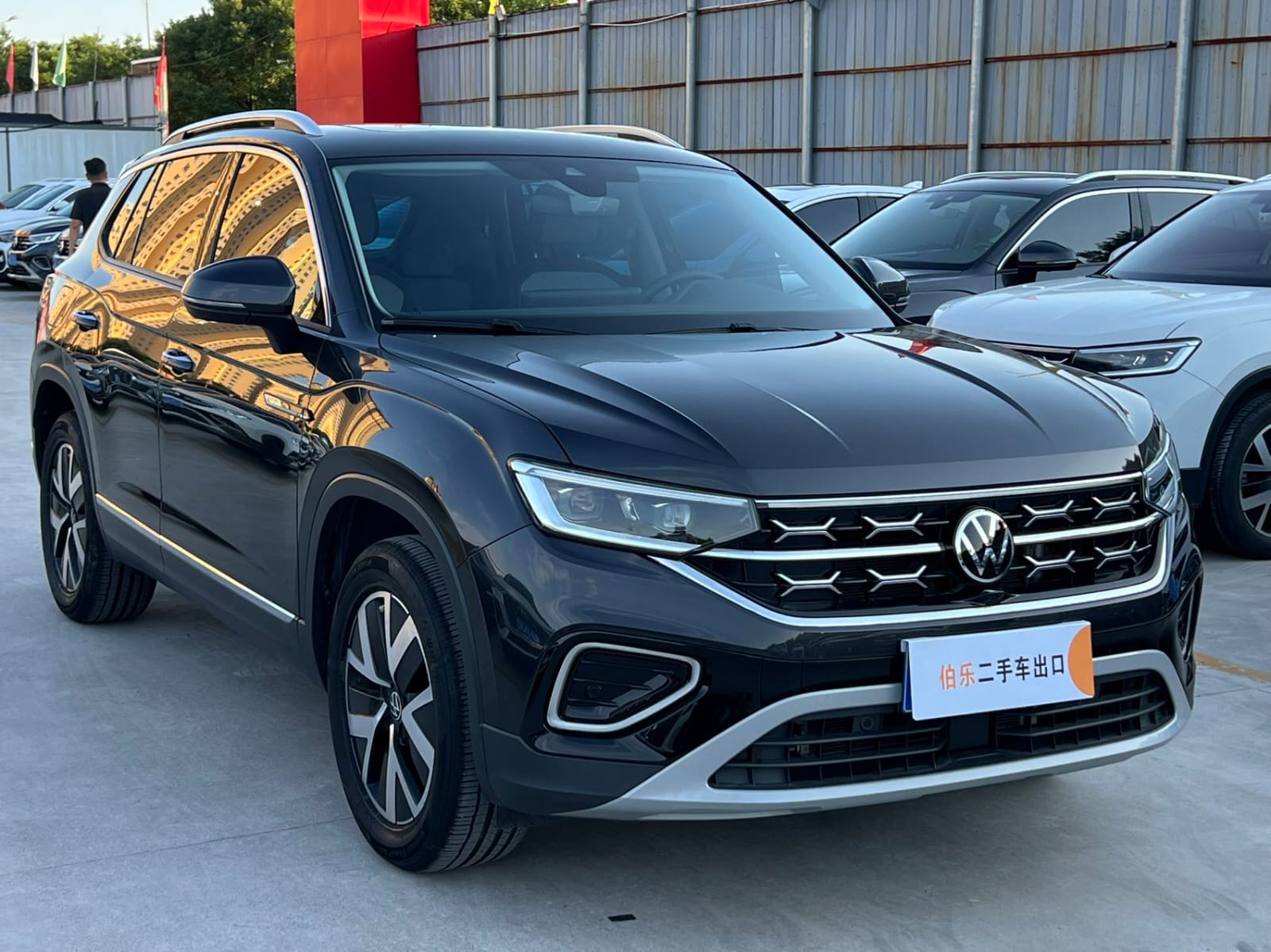 Volkswagen Tayron 280 TSI Deluxe Plus Premium Edition