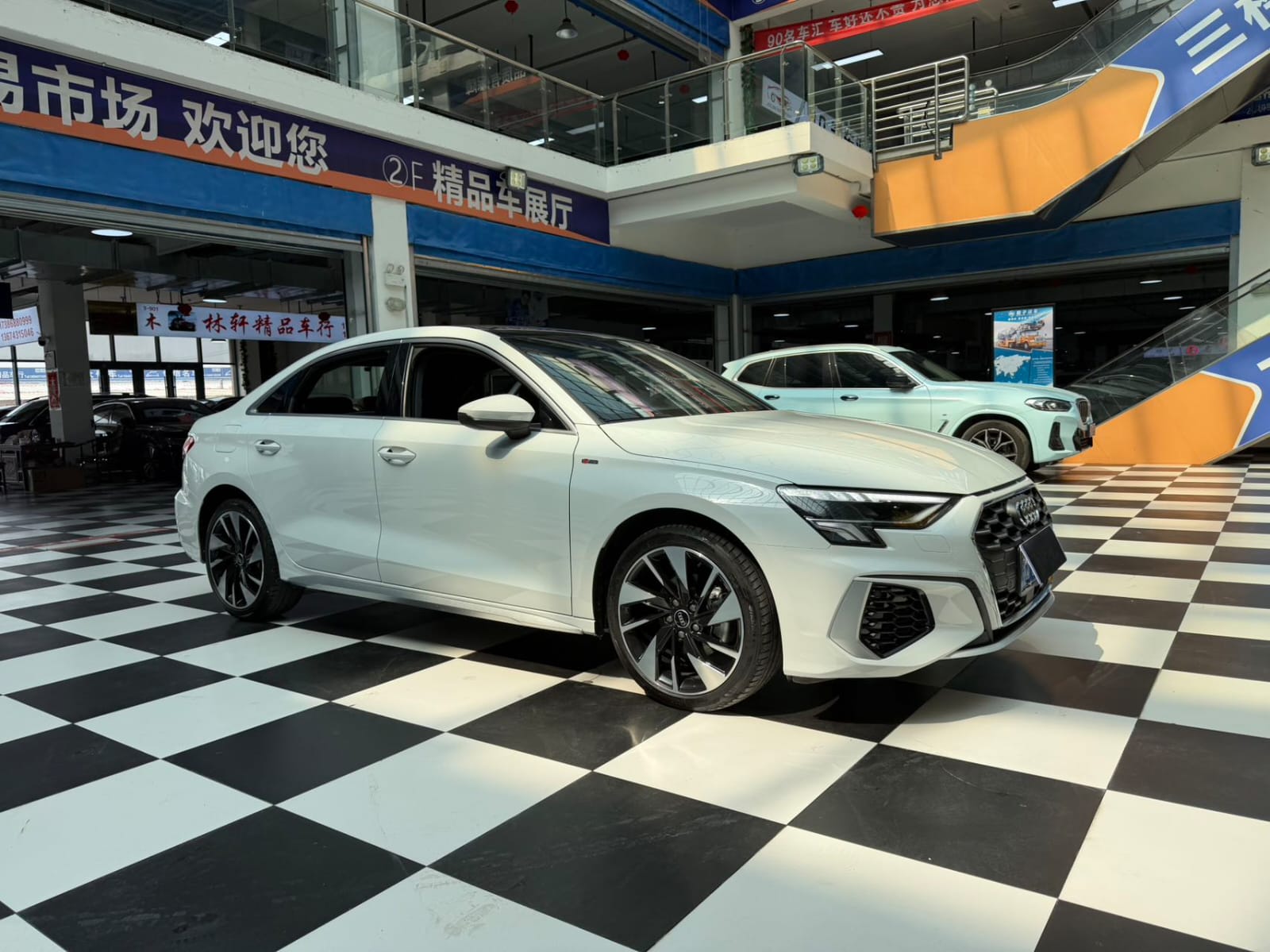 Audi A3L Limousine