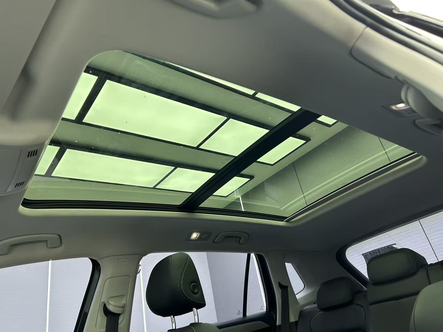 Volkswagen Tayron 280 TSI Intelligent