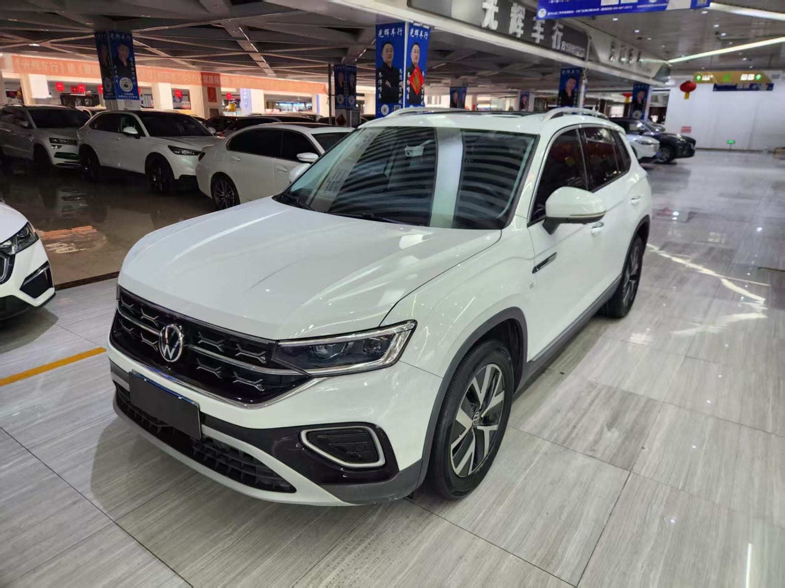 Volkswagen Tayron 1.4T 280 TSI Deluxe Plus Premium Edition