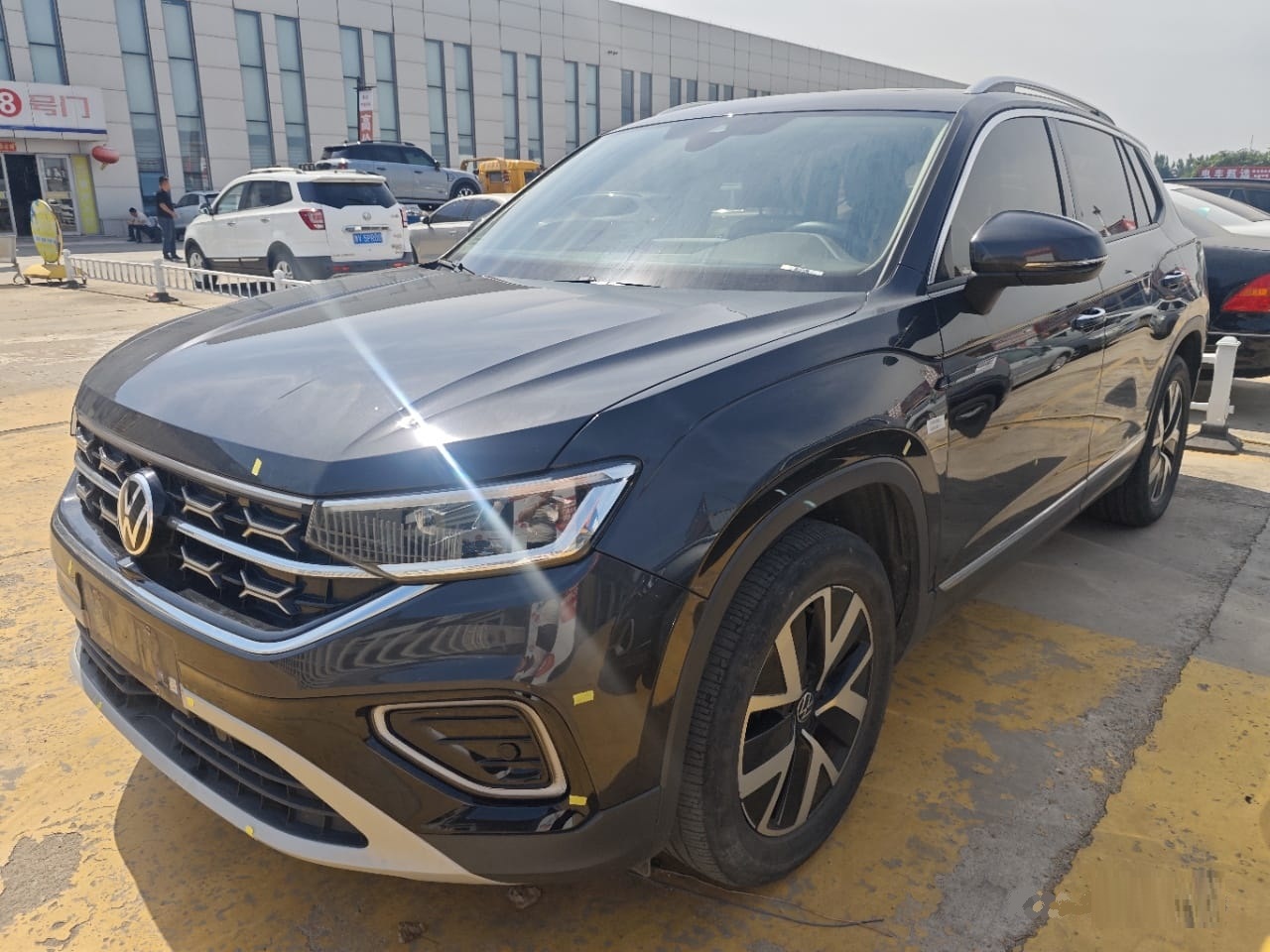 Volkswagen Tayron 280 TSI Deluxe Plus Premium Edition