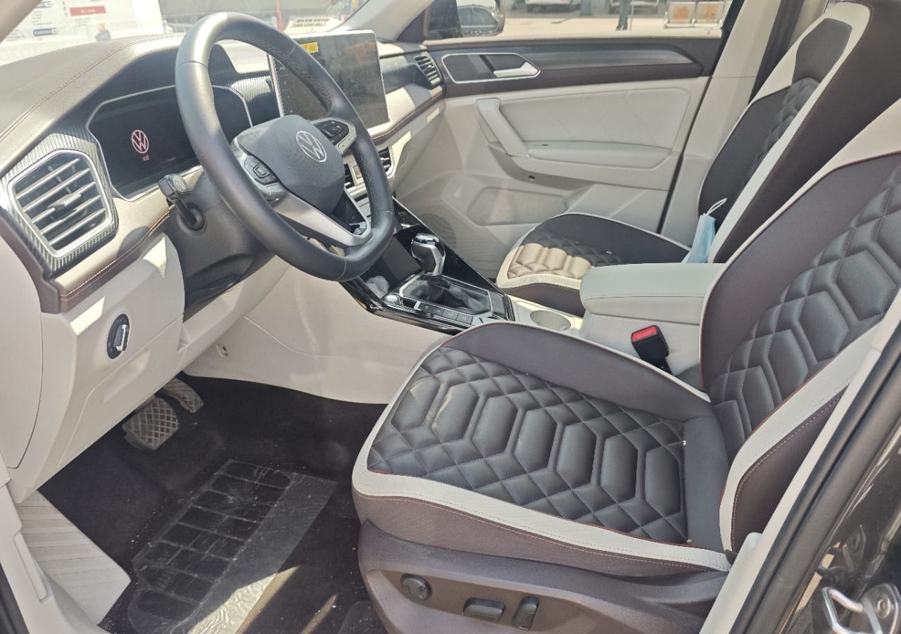 Volkswagen Tayron 280 TSI Deluxe Plus Premium Edition