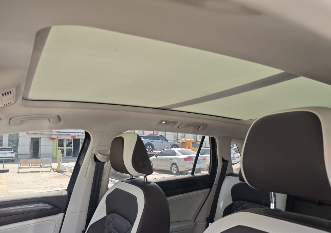 Volkswagen Tayron 280 TSI Deluxe Plus Premium Edition