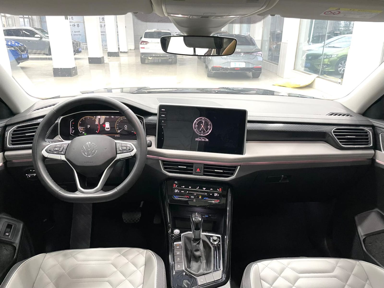 Volkswagen Tayron 280 TSI Deluxe Plus Premium Edition