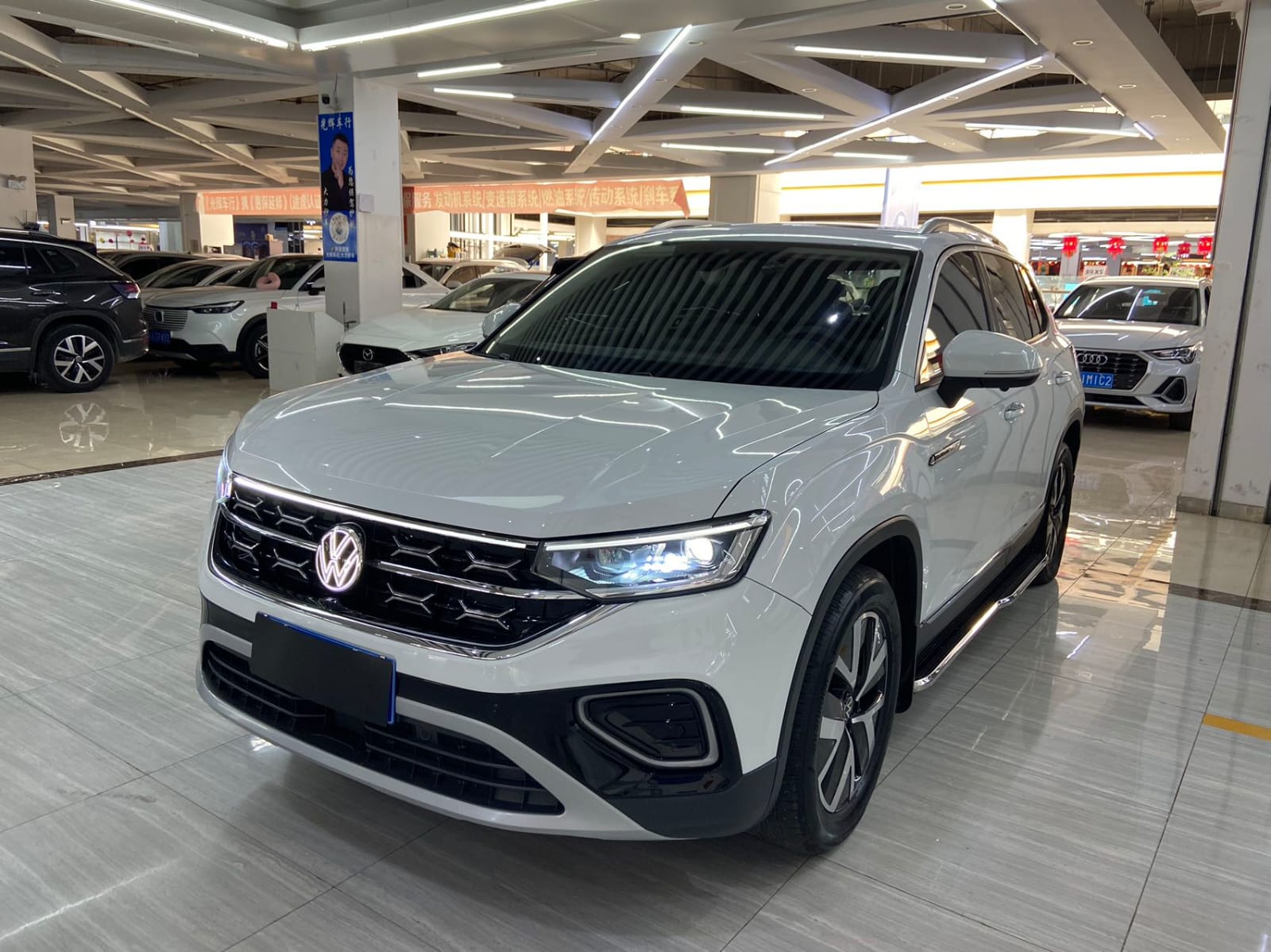 Volkswagen Tayron 1.4T 280 TSI Deluxe Plus Premium Edition