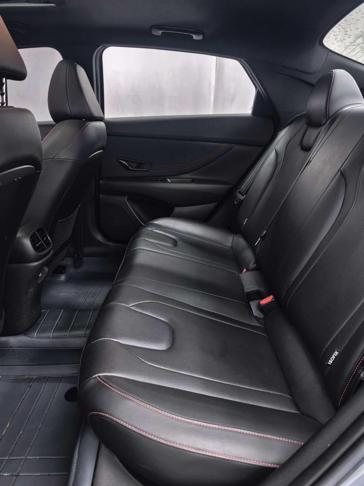 Hyundai Elantra 240 TGDi LUX Premium Edition