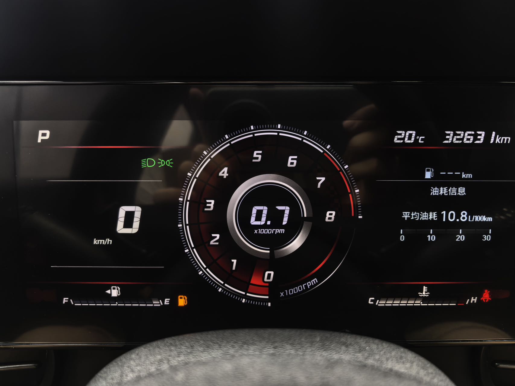 Hyundai Elantra 240 TGDi LUX Premium Edition