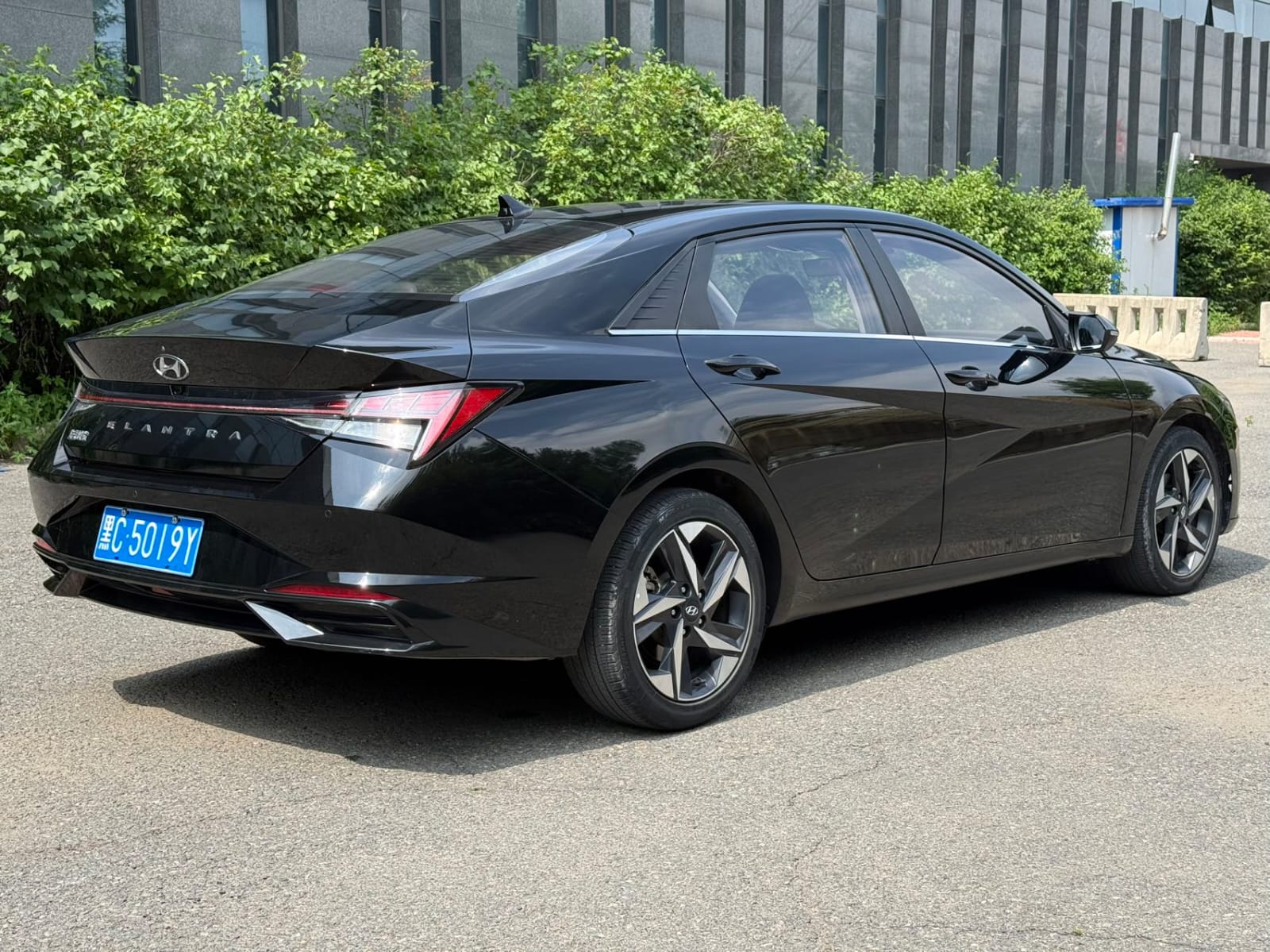 Hyundai Elantra 1.5L CVT LUX
