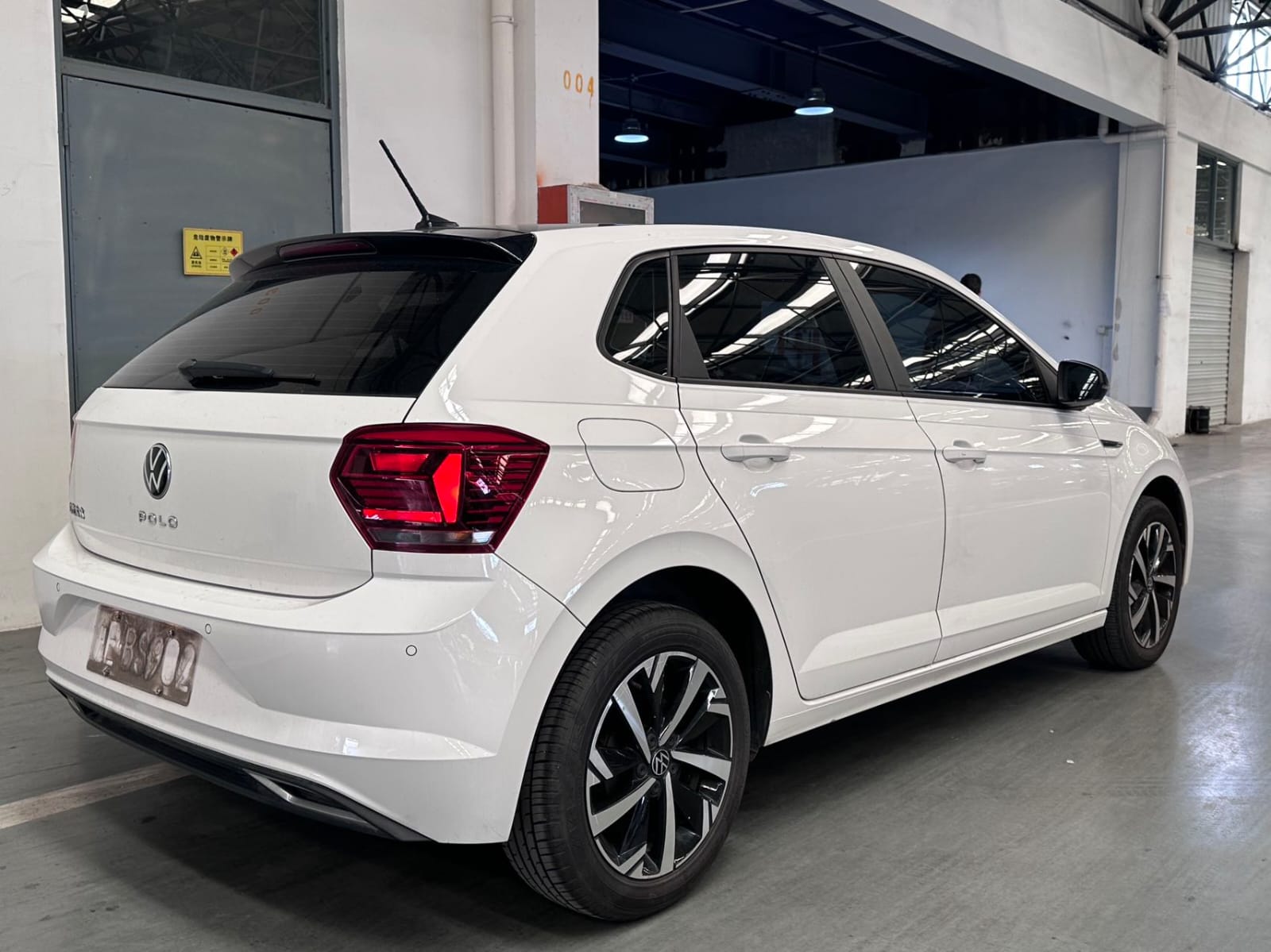 Volkswagen Polo Plus 1.5L