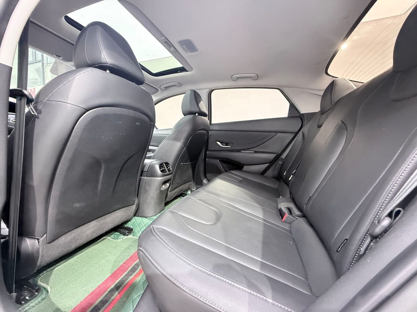 Hyundai Elantra 1.5L CVT LUX