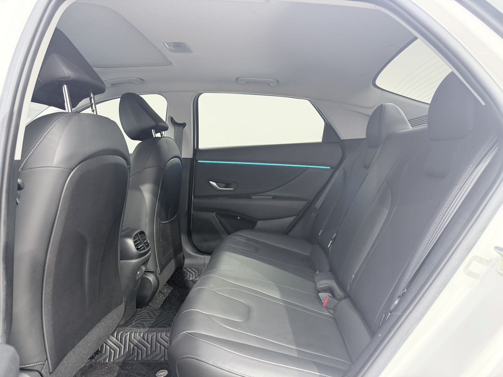 Hyundai Elantra 1.5L CVT LUX