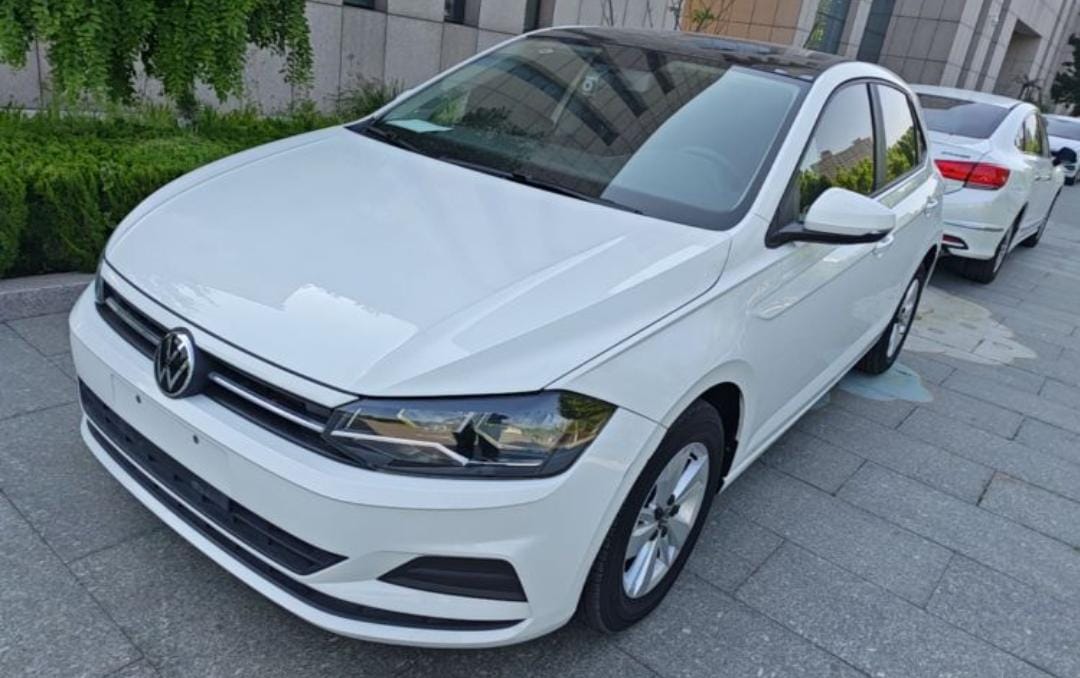Volkswagen Polo Plus 1.5L Auto Panorama