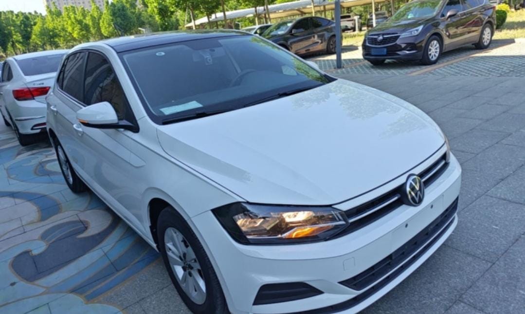 Volkswagen Polo Plus 1.5L Auto Panorama