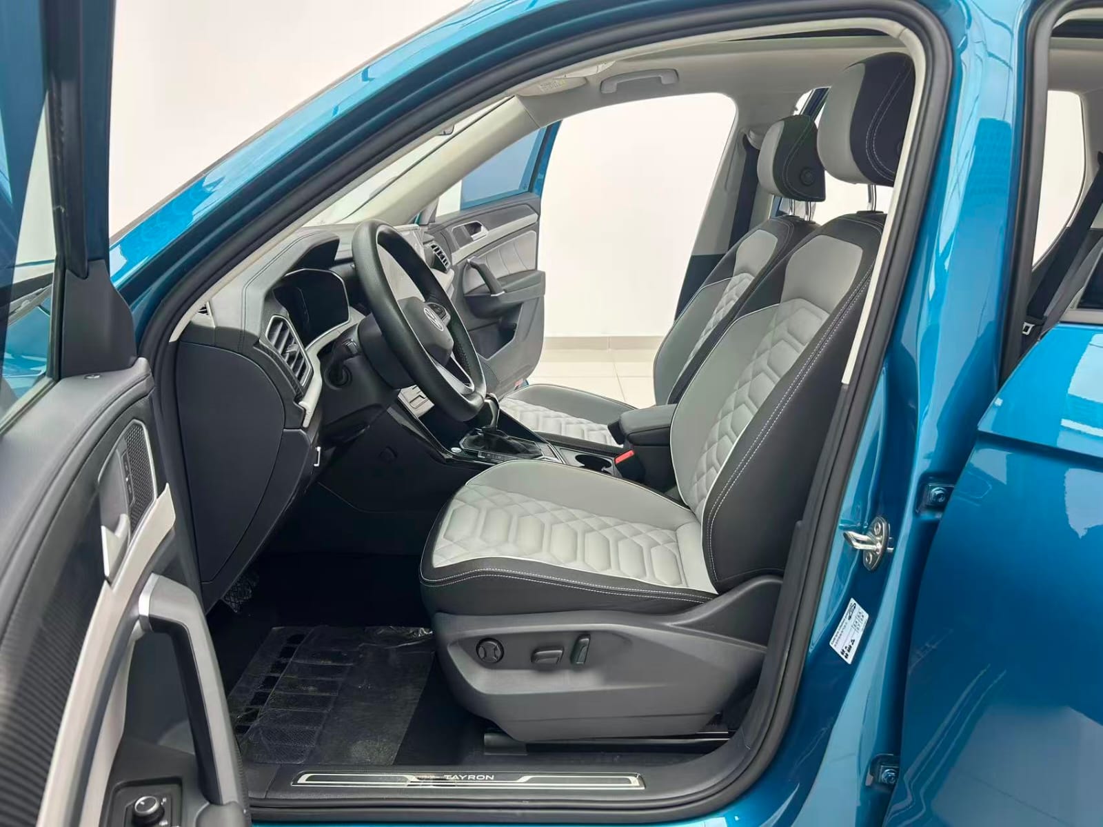 Volkswagen Tayron 280TSI Deluxe Plus Premium Edition