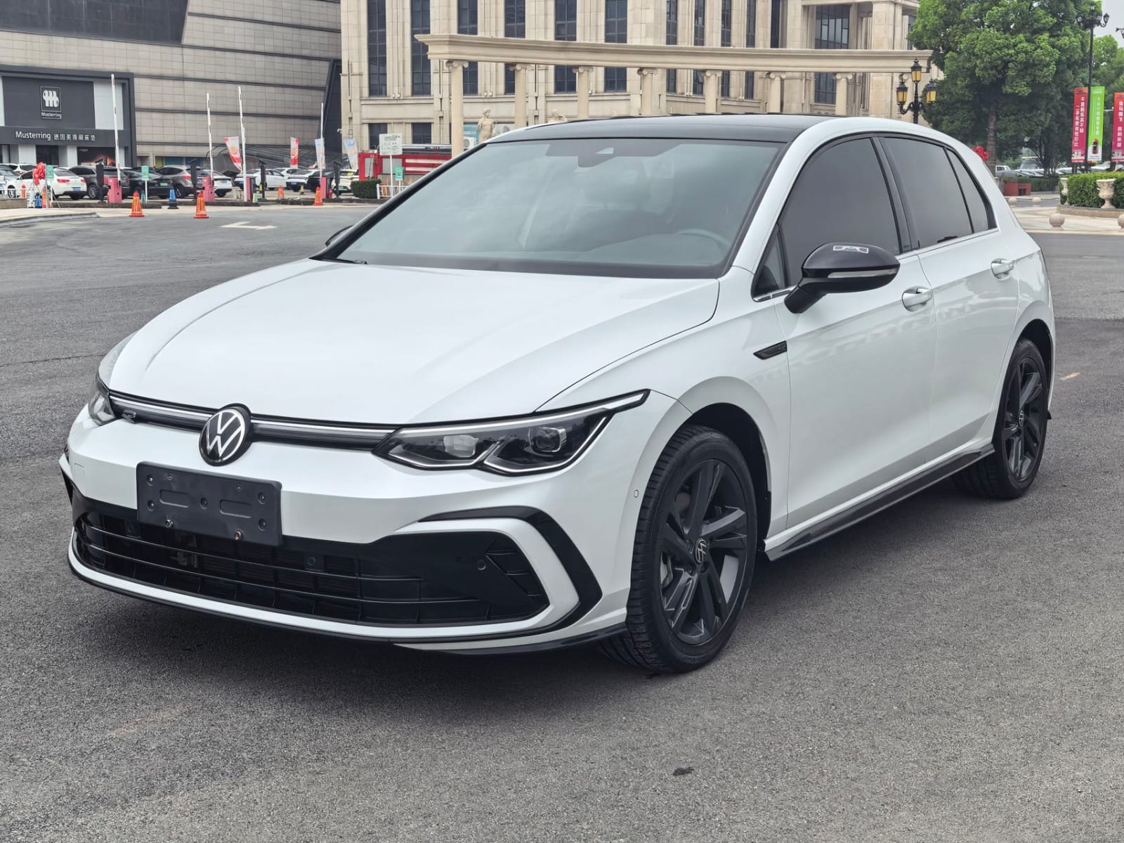 Volkswagen Golf 280TSI DSG R-Line