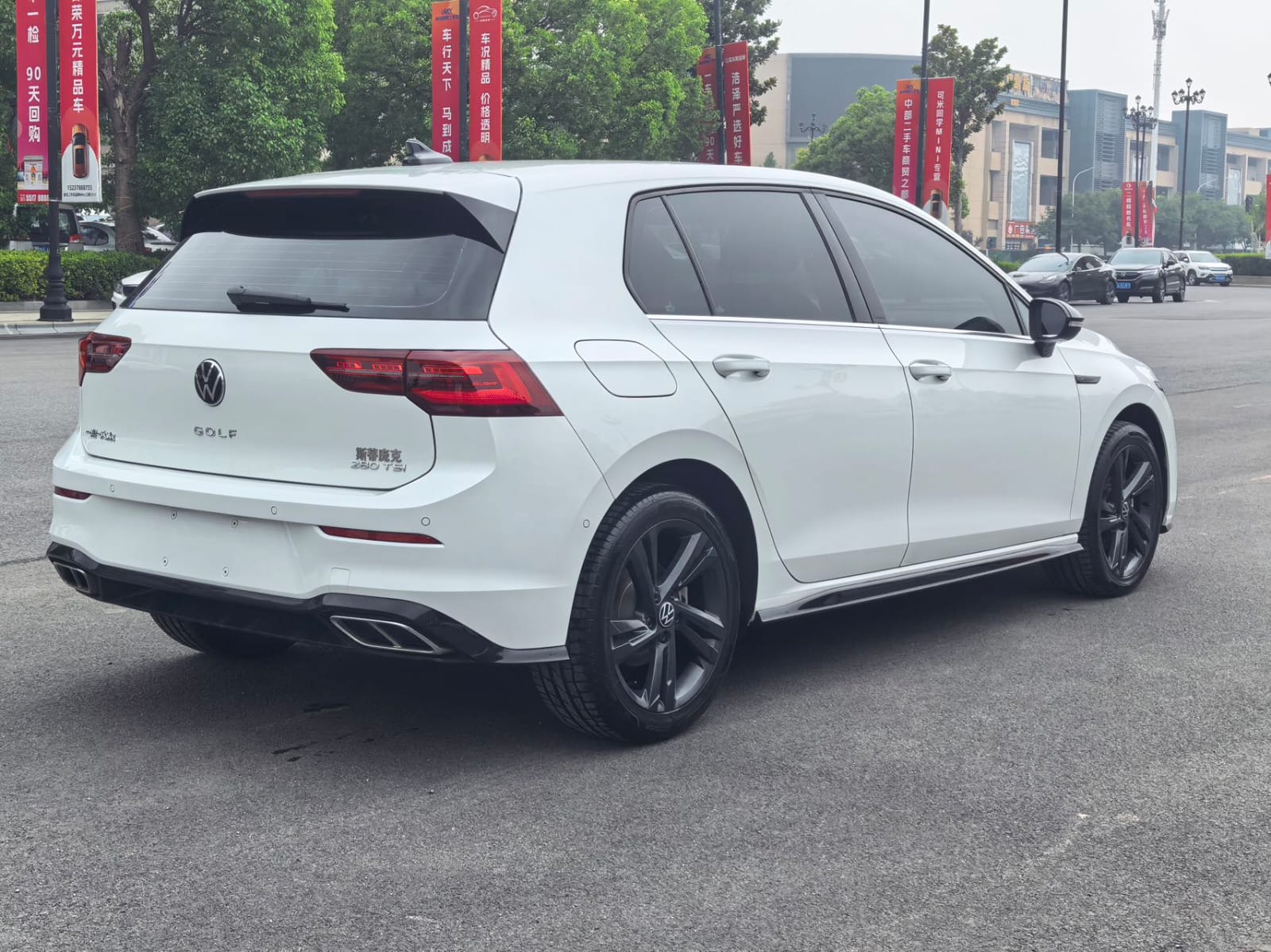 Volkswagen Golf 280TSI DSG R-Line