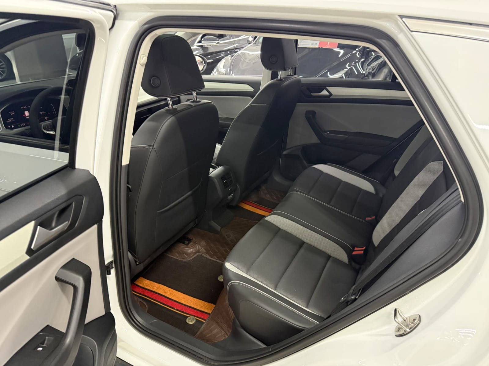 Volkswagen T-Roc 280TSI DSG