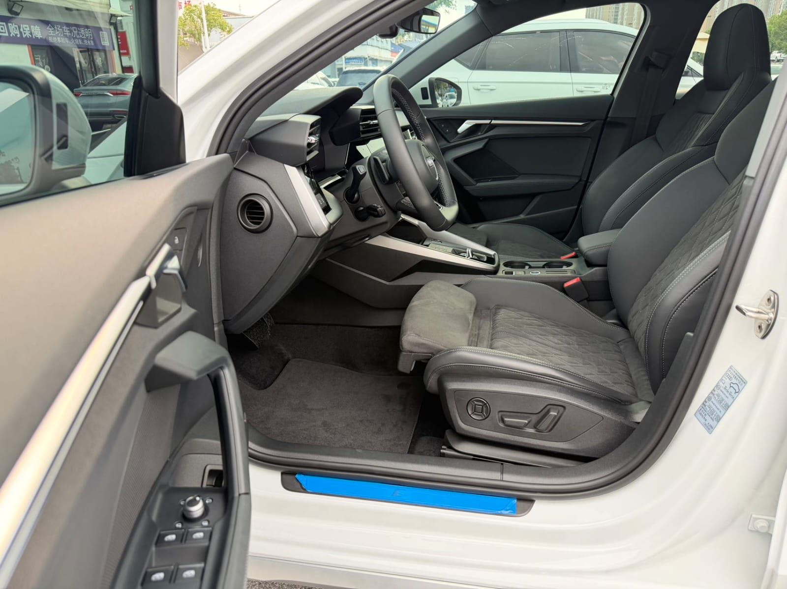 Audi A3 L Limousine 35 TFSI Luxury Sport