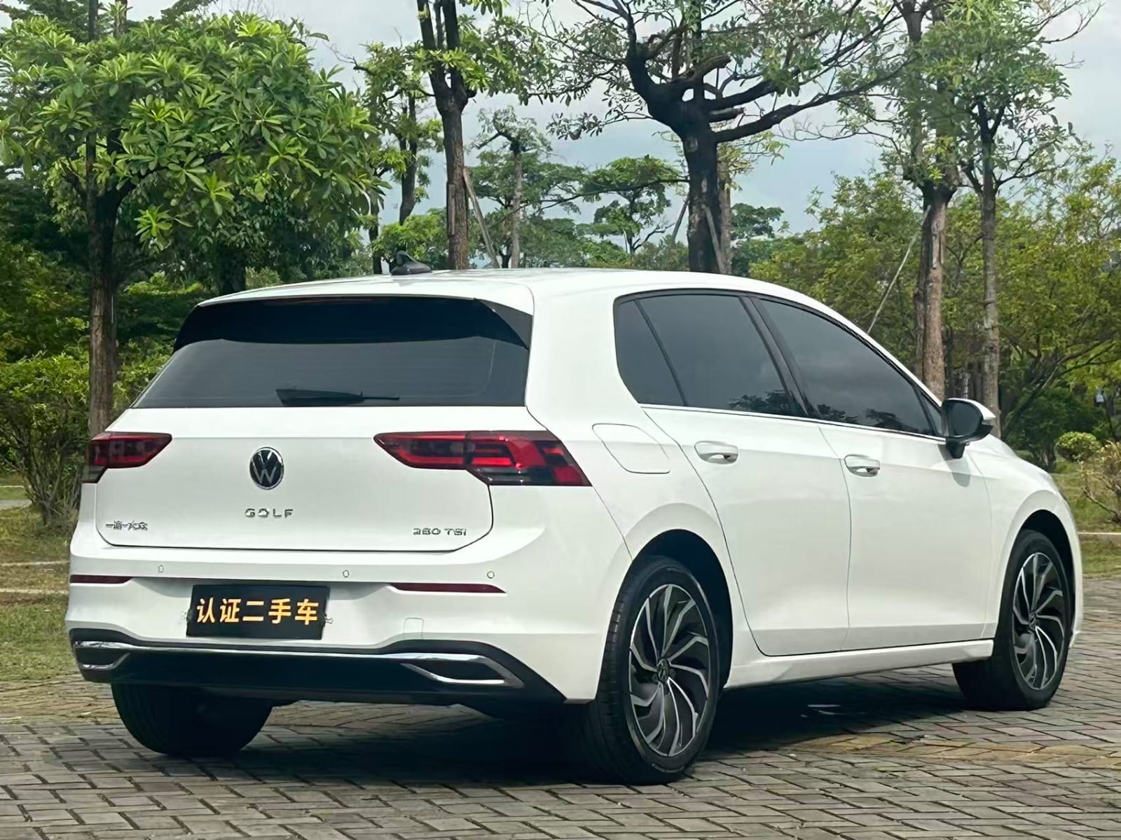 Volkswagen Golf 280TSI PRO