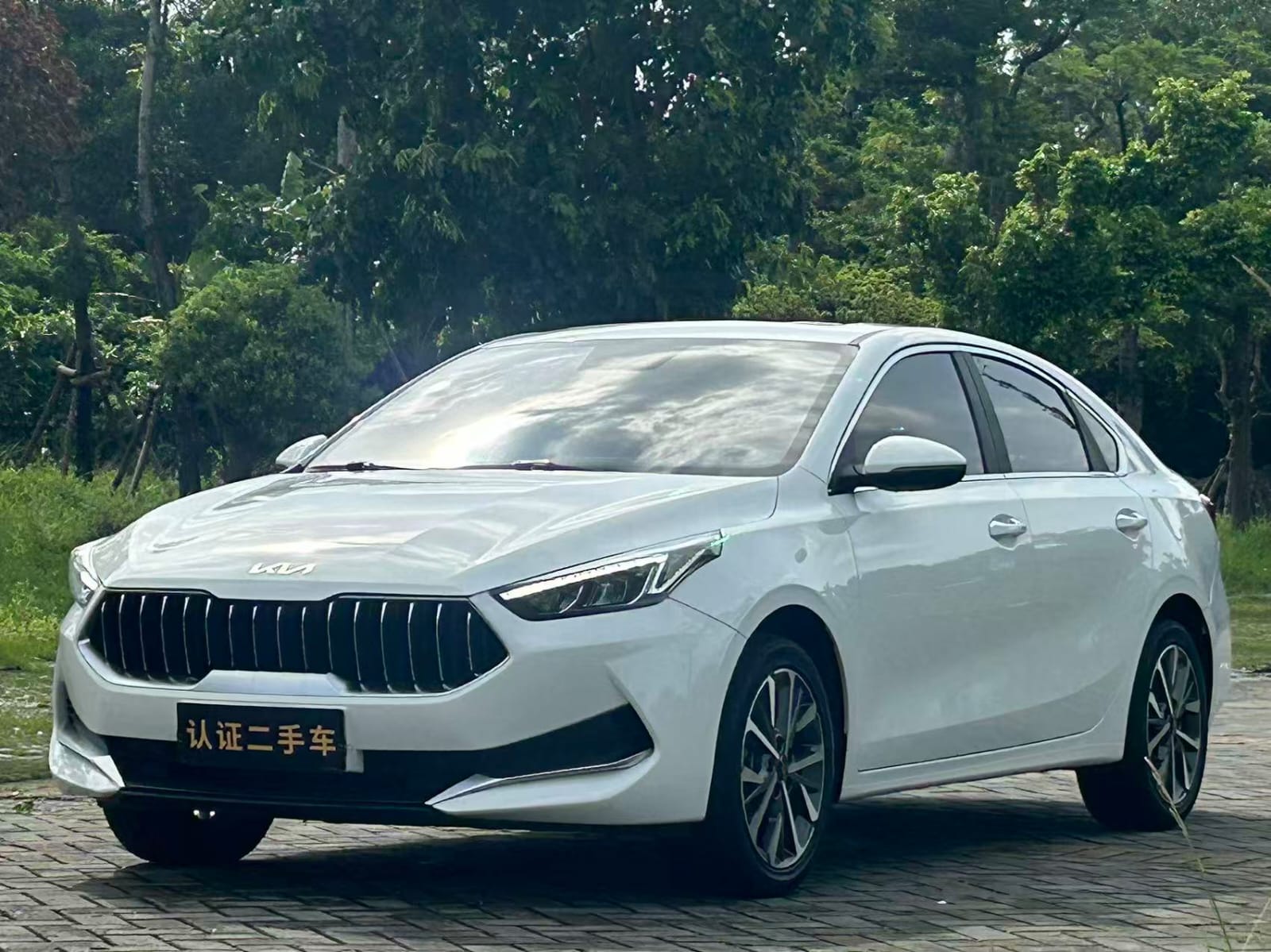 Kia K3 1.5L модная версия