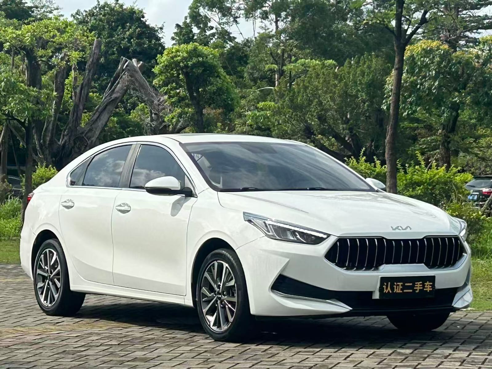 Kia K3 1.5L модная версия