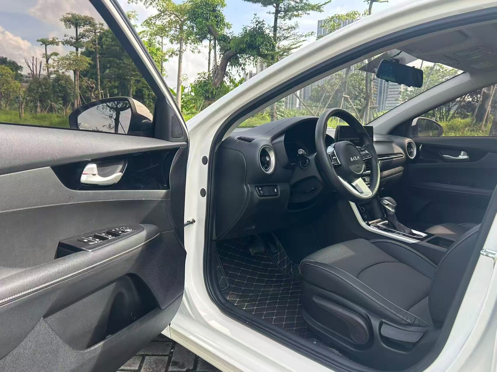 Kia K3 1.5L модная версия