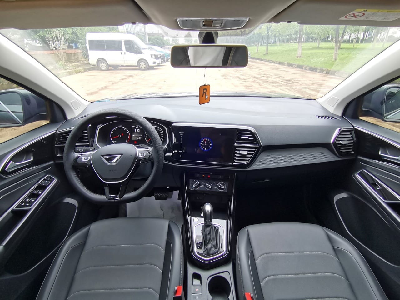 Jetta VS5 280TSI Automatic Enjoy Pro