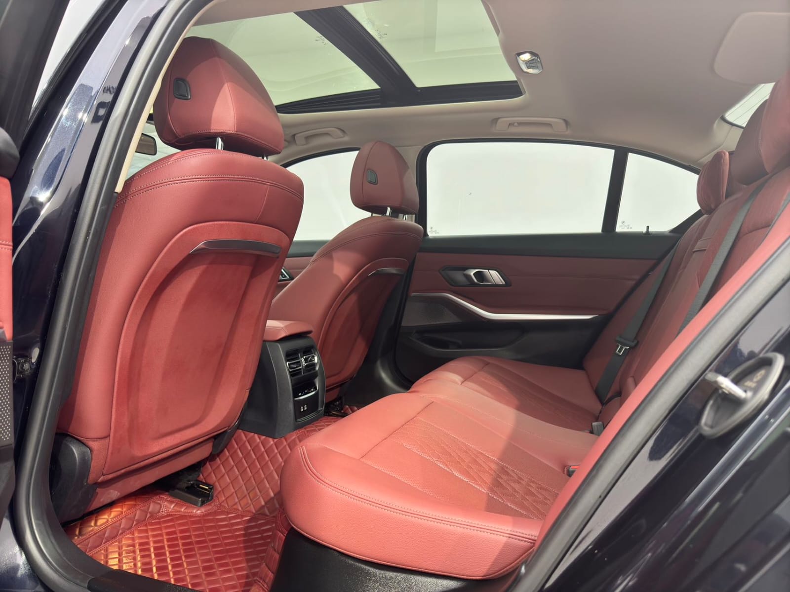 BMW 3 Series 320Li M Sport Package