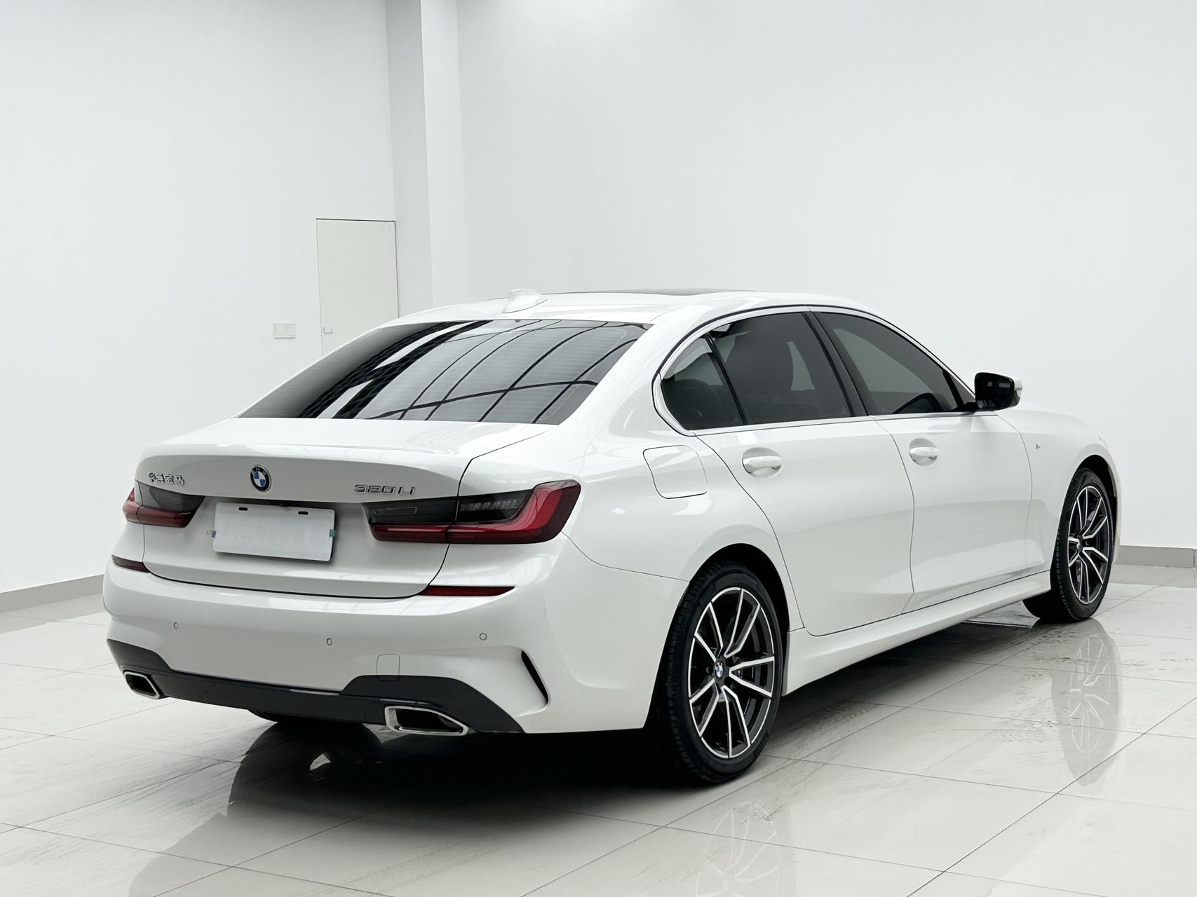BMW 3 Series 320Li M Sport Package