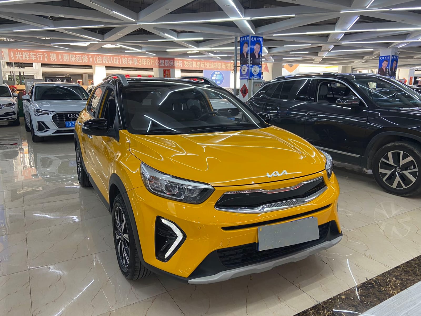 Kia KX1 1.4L CVT Skylight