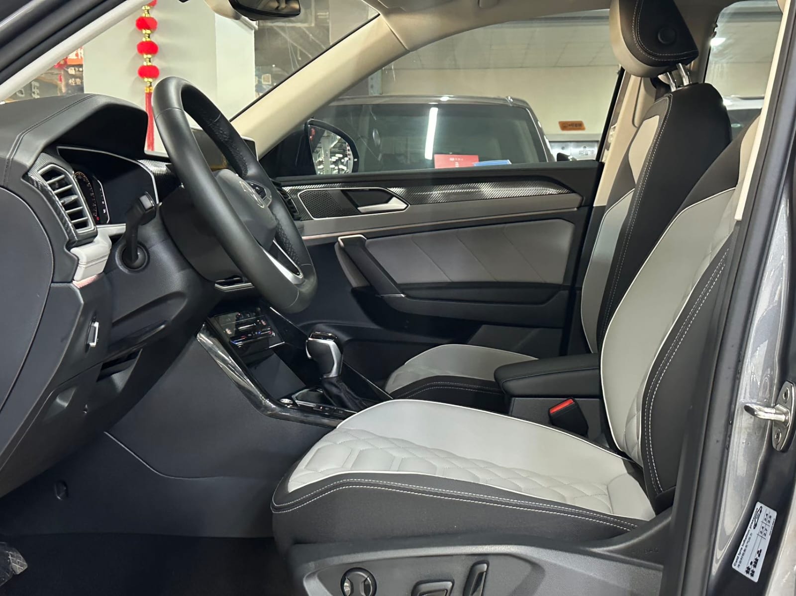Volkswagen Tayron 280TSI Deluxe Plus Premium Edition