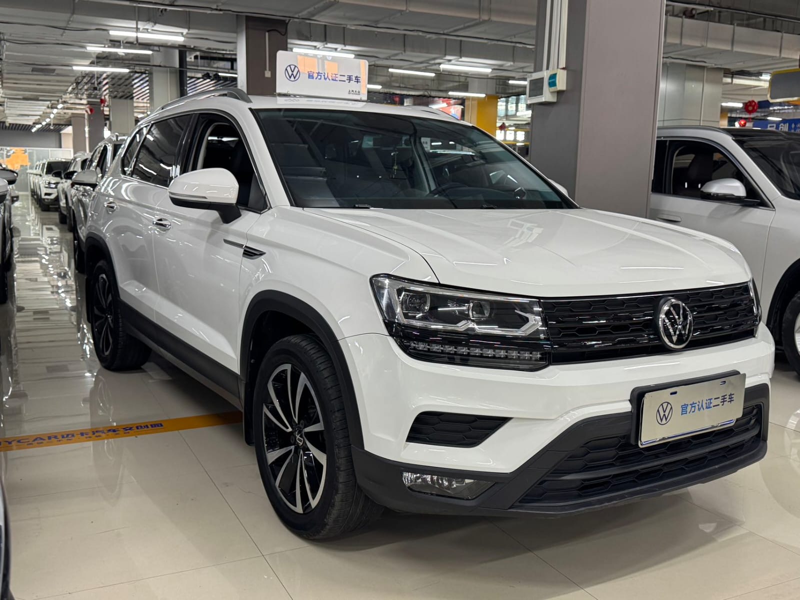 Volkswagen Tharu 280TSI Deluxe Edition