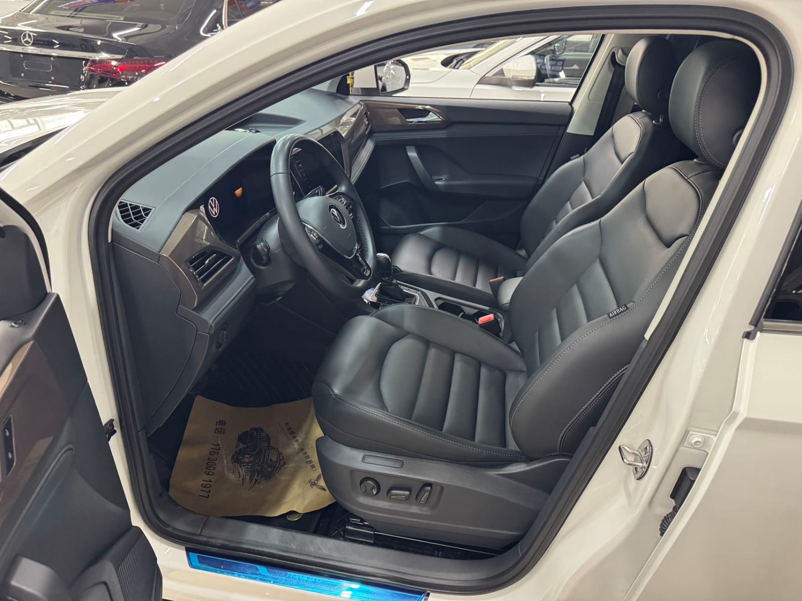 Volkswagen Tharu 280TSI Deluxe Edition
