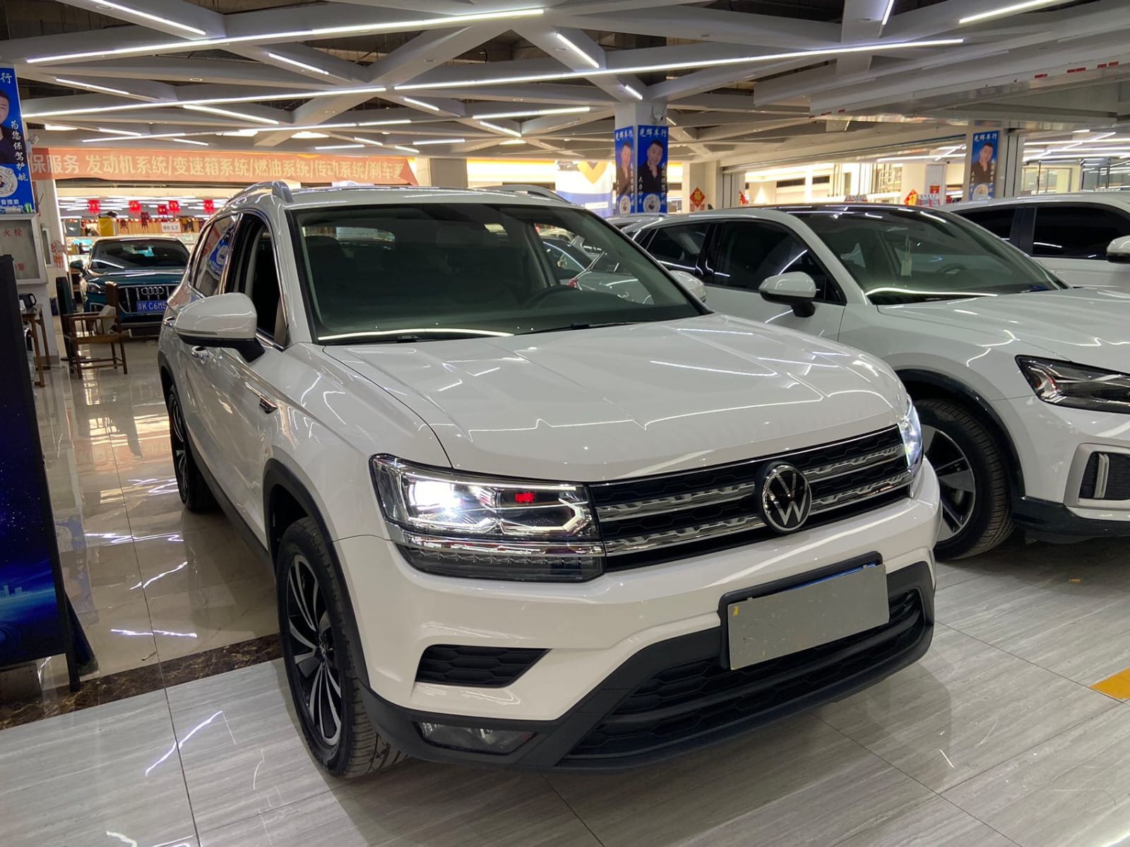 Volkswagen Tharu 1.4T 280TSI Deluxe Edition