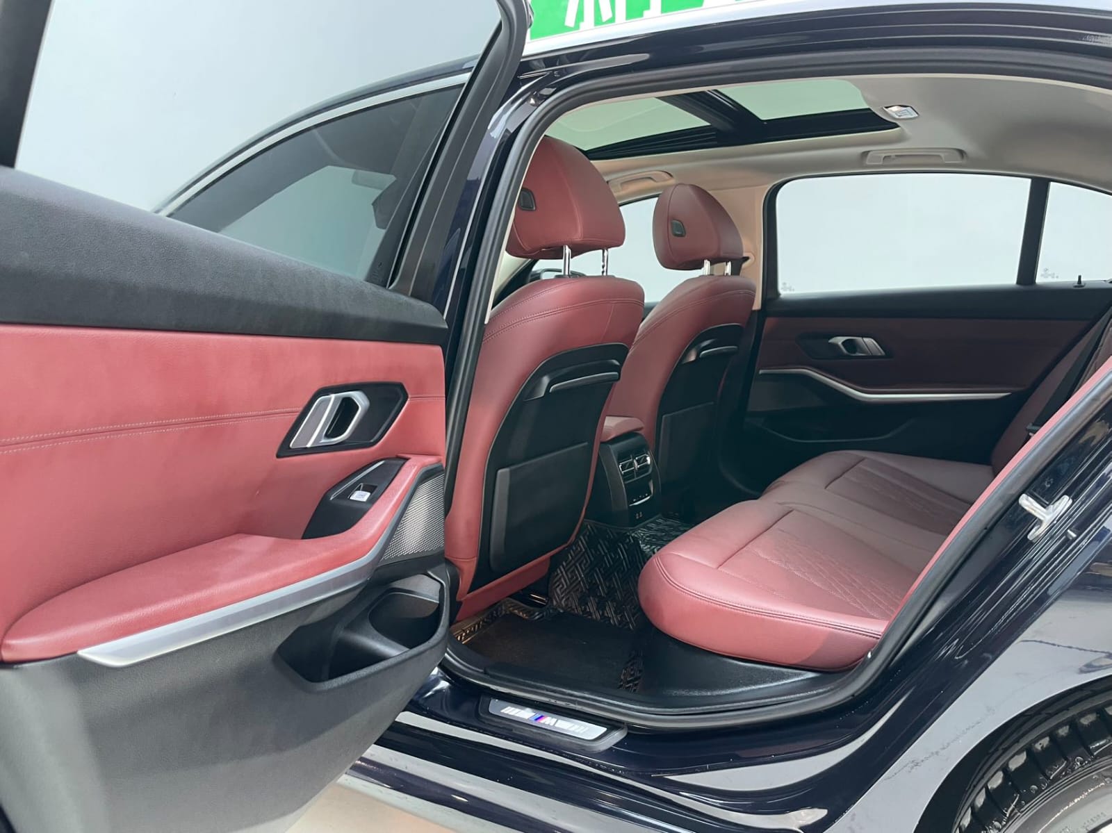 BMW 3 Series 320Li M Sport Package