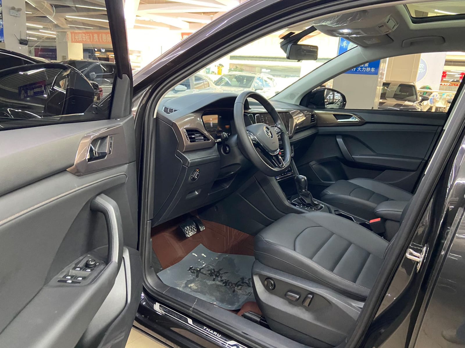 Volkswagen Tharu 1.4T 280TSI Comfort Edition