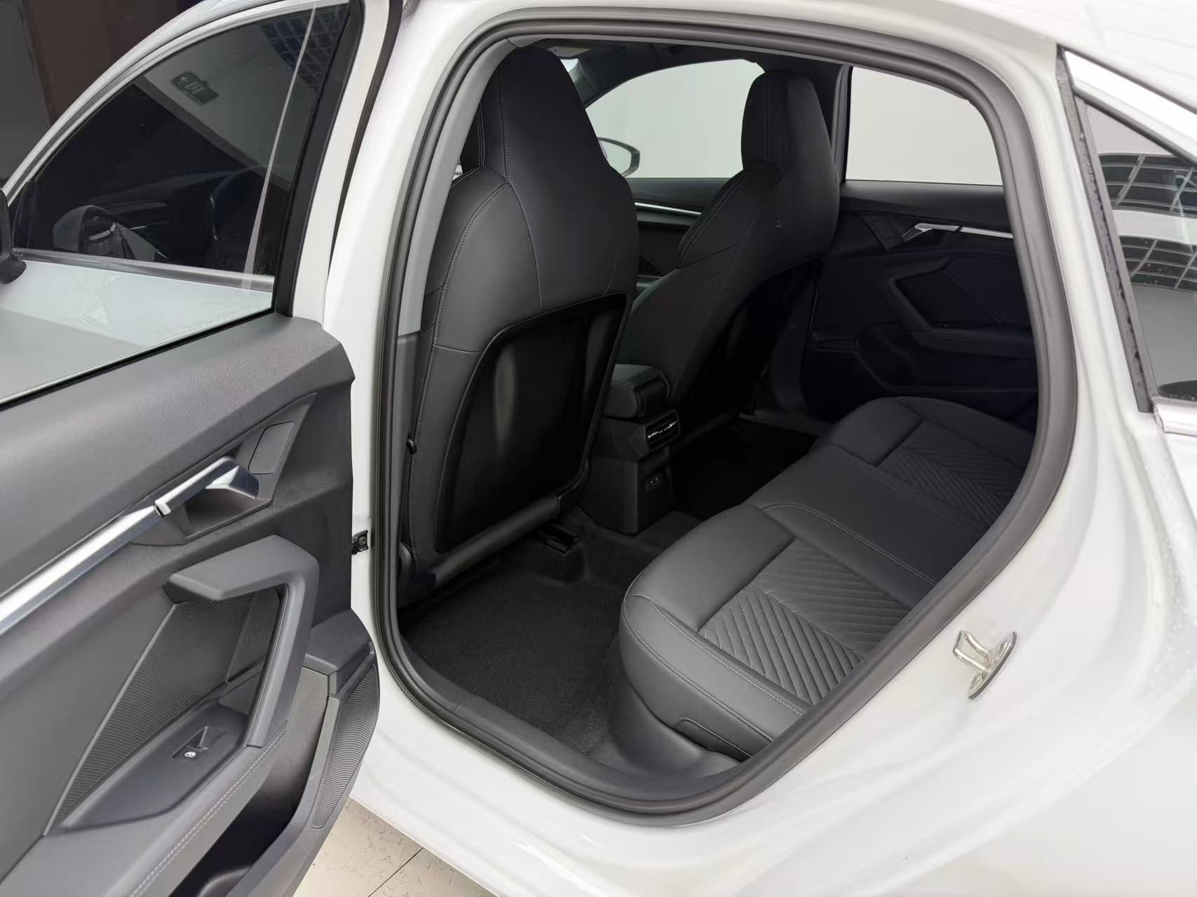 Audi A3L 35TFSI Comfortable Elegant Edition