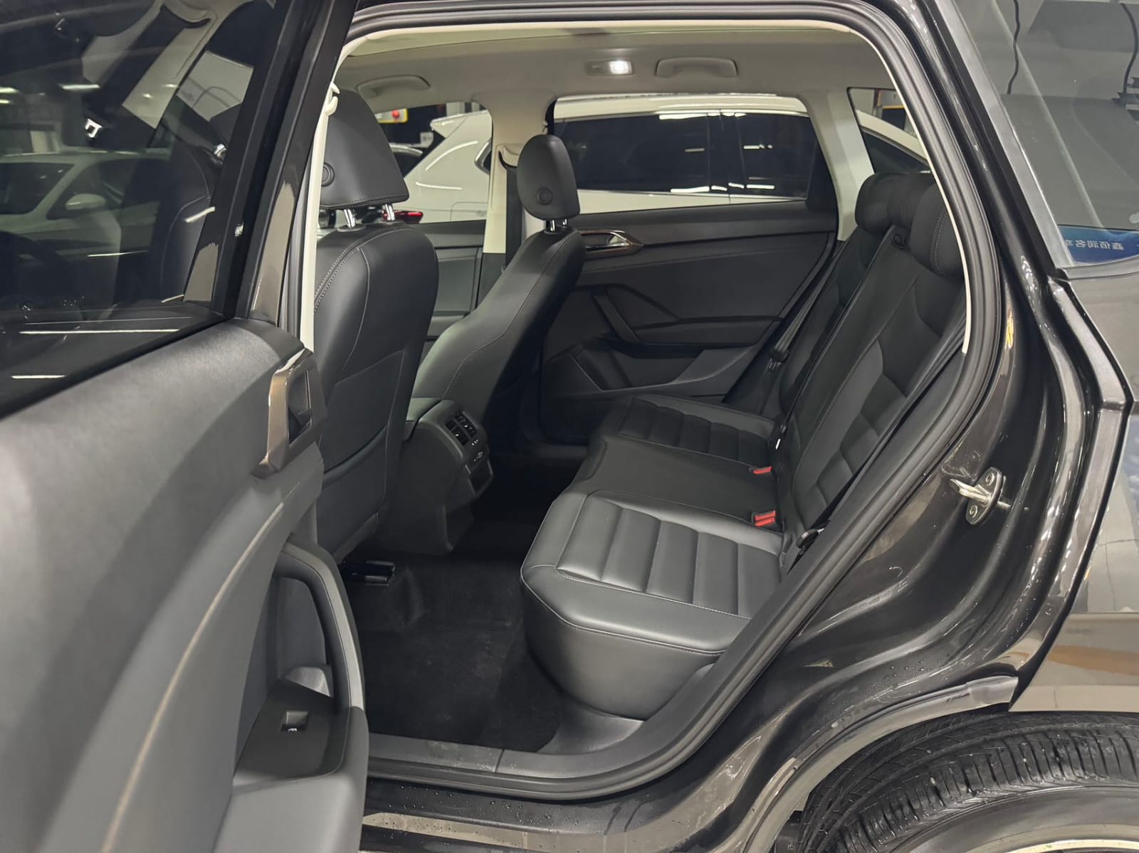 Volkswagen Tharu 280TSI Comfort Edition