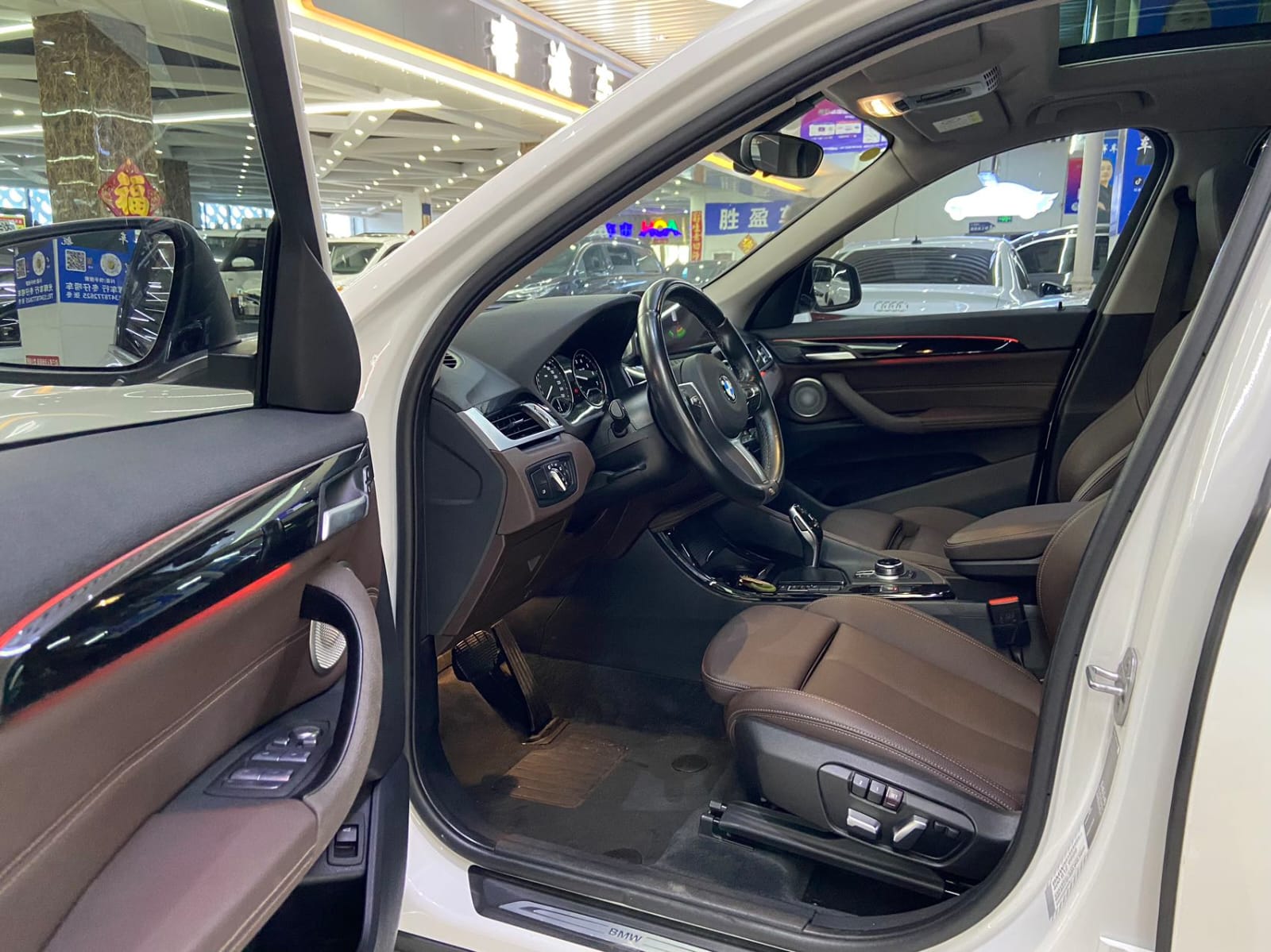 BMW X1 sDrive20Li Premium Edition